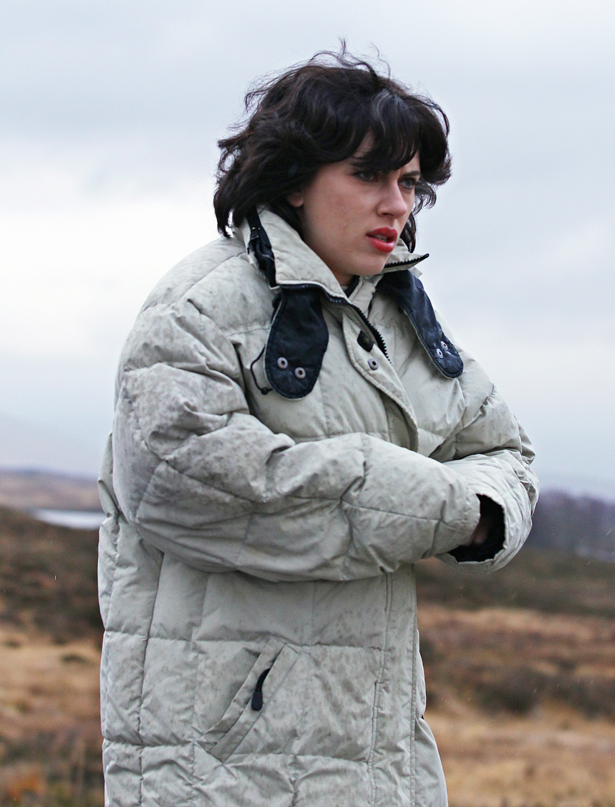 Scarlett Johansson az Under The Skin forgatásán. Egyelőre még nem ő irányít a kamerák mögül.