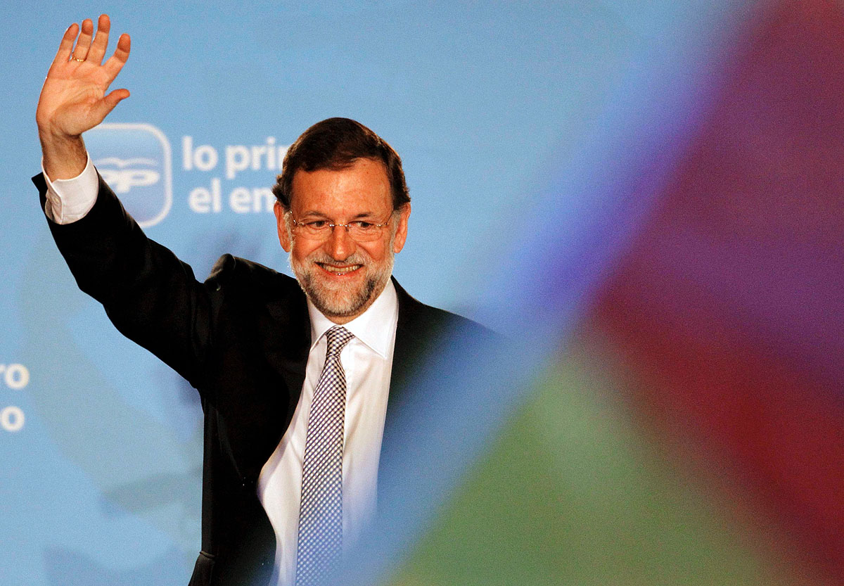 Mariano Rajoy, a győztes Néppárt kormányfőjelöltje köszönti a választókat