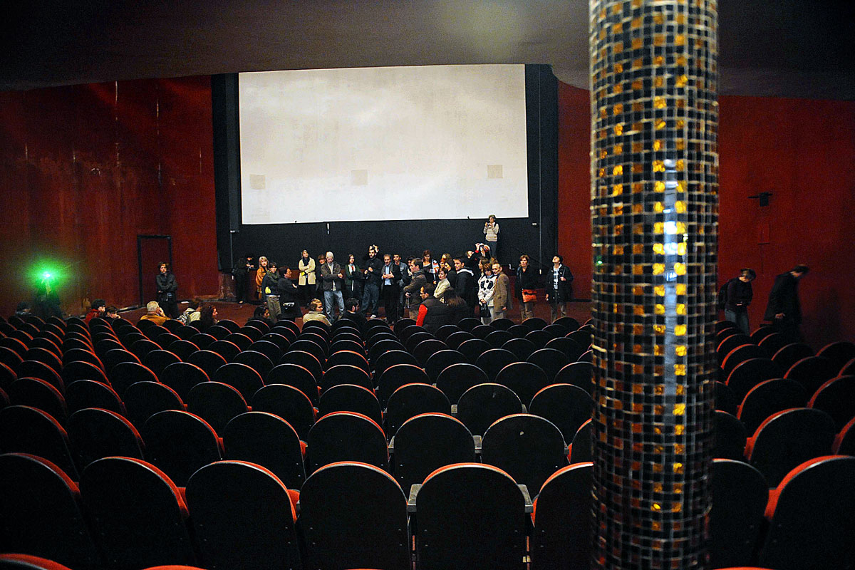 „Film – színházként” szeretnék működtetni a különleges art deco belső teréről ismert Átrium mozit