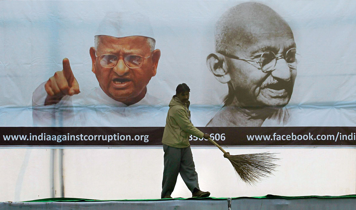 Fél Indiát maga mögé állította korrupcióellenes harcával a Gandhira hasonlító Anna Hazare