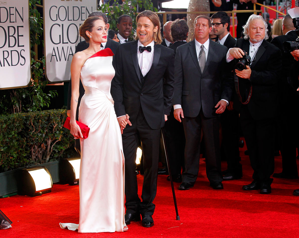Angelina Jolie és párja, Brad Pitt a 69. Golden Globe-díjátadón