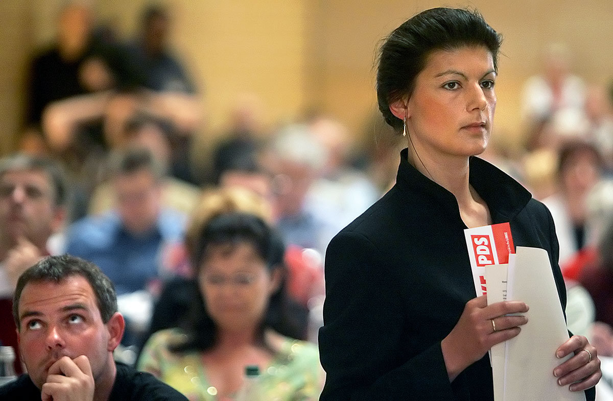 Sahra Wagenknecht (jobbra) egy Balpárti kongresszuson idén januárban