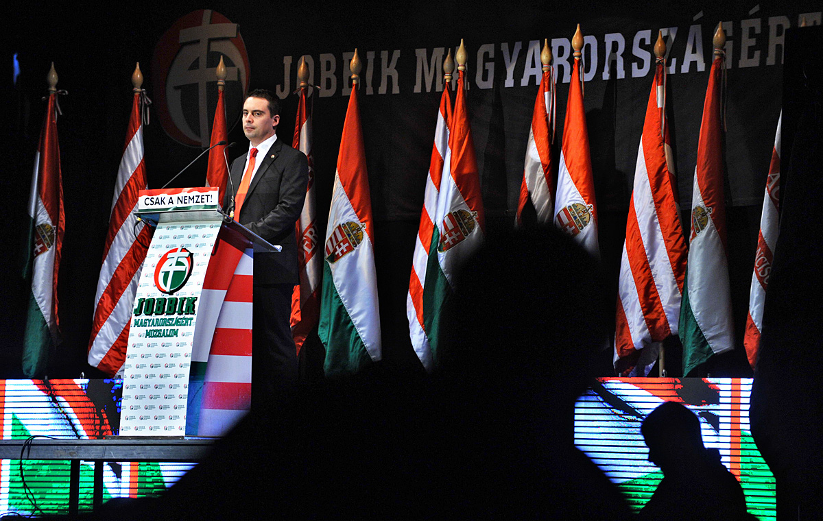 Vona Gábor a Jobbik évindító rendezvényén beszél