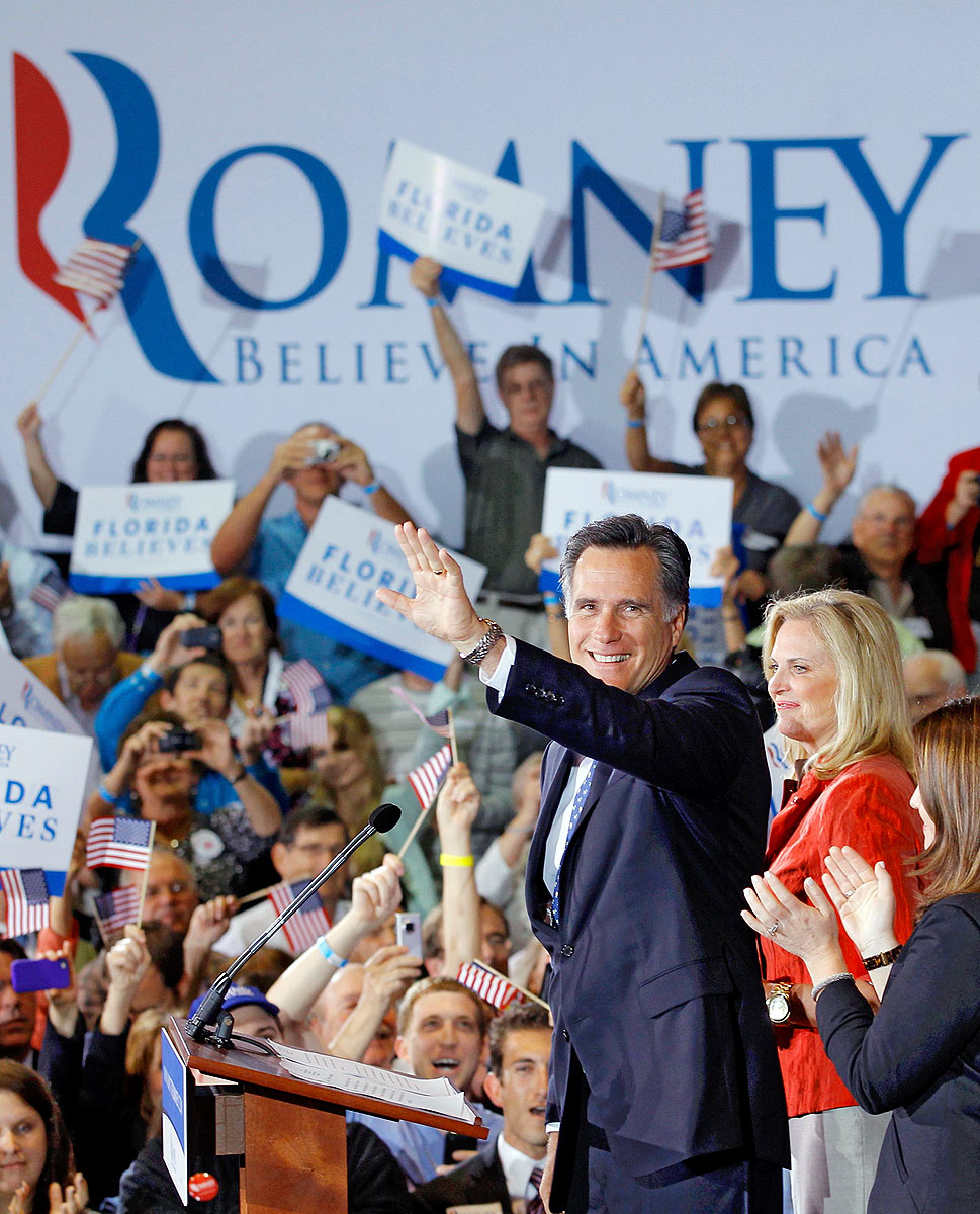 Mitt Romney a győzelem bejelentése után a floridai Tampában