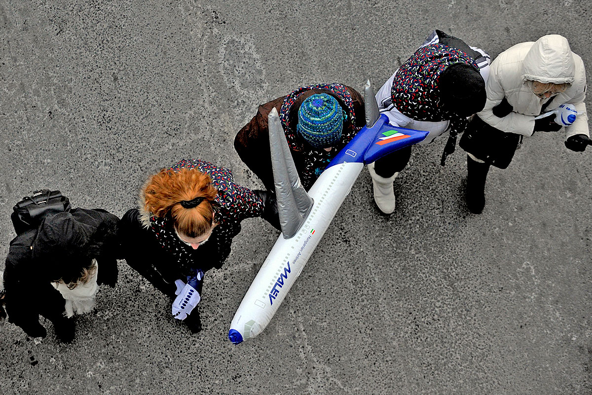 A Malév-dolgozók szombati sétája a légitársaság emlékére, egy új reményében