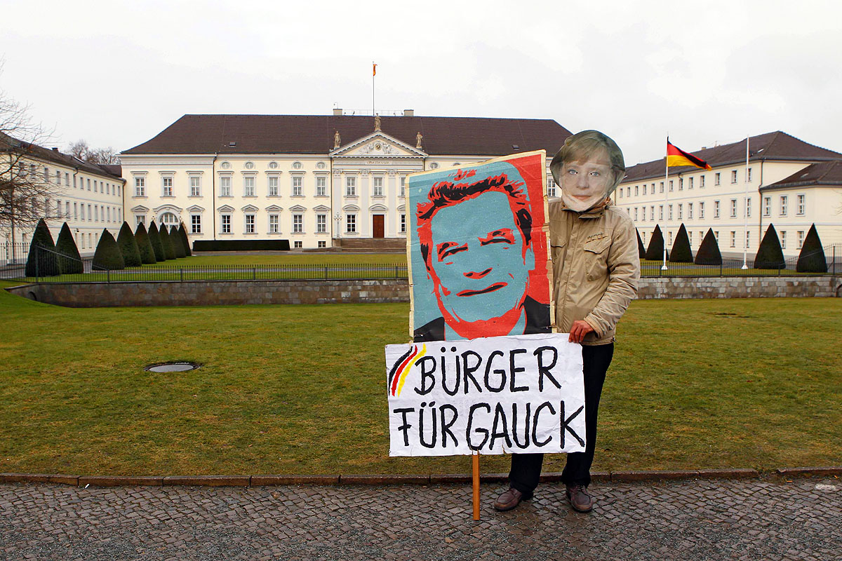 Jó esélye van Joachim Gauck neves teológusnak, ha a jelölést nem tekintené presztizsveszteségnek Angela Merkel
