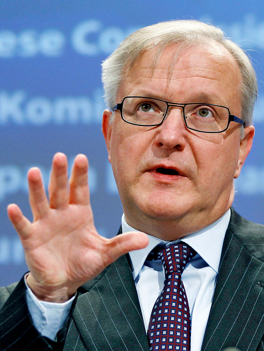 Olli Rehn pénzügyi biztos – vele kell megvívnia Orbán Viktornak