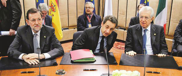Mariano Rajoy spanyol kormányfő, Nicolas Sarkozy francia elnök és Mario Monti olasz kormányfő a múlt heti EU-csúcson. Mit mesélnek az unióról?