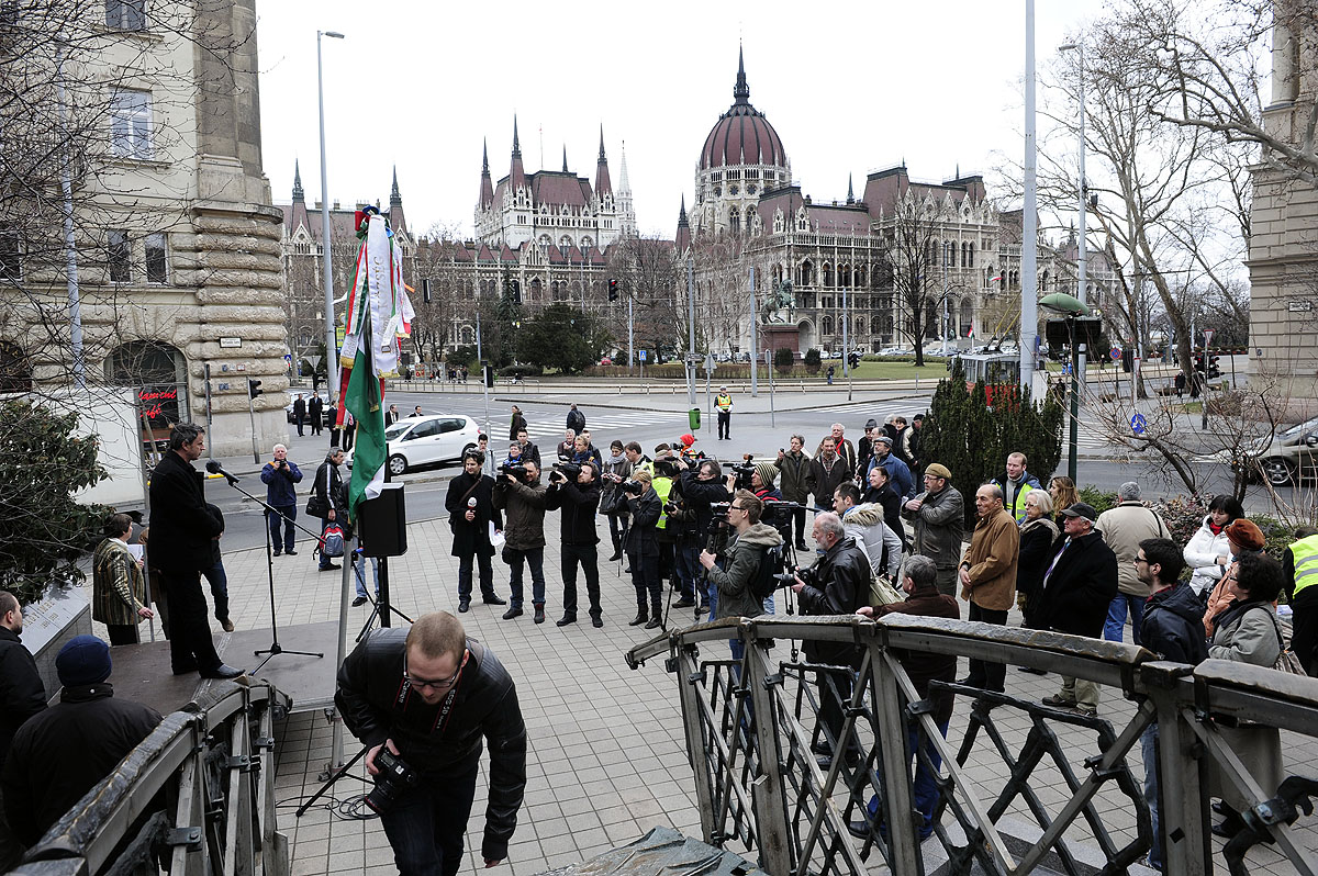 Családi gazdálkodók demonstráltak Budapesten a Vértanúk terén