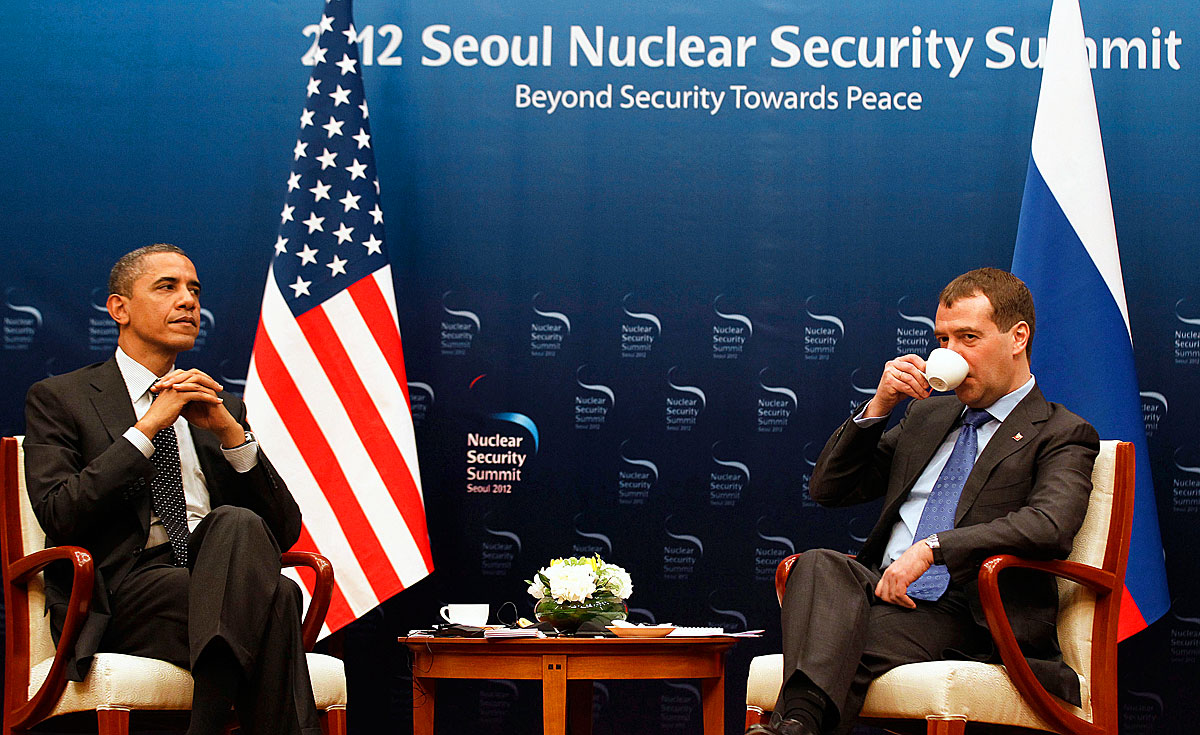 Obama és Medvegyev kétoldalú szöuli találkozójukon. Új START-ra van kilátás