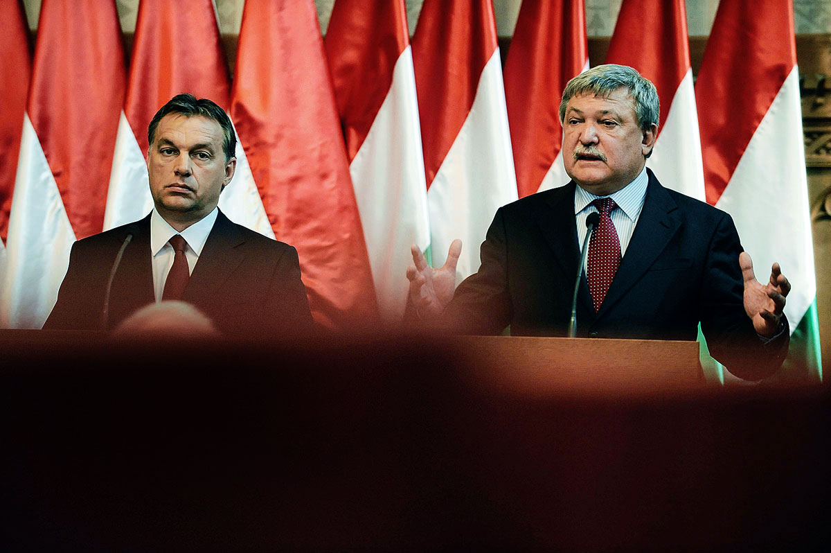 Csányi Sándor ellenzi a kötvénykibocsátást az IMF-hitel előtt (a kép 2010 nyarán készült a miniszterelnökségen)