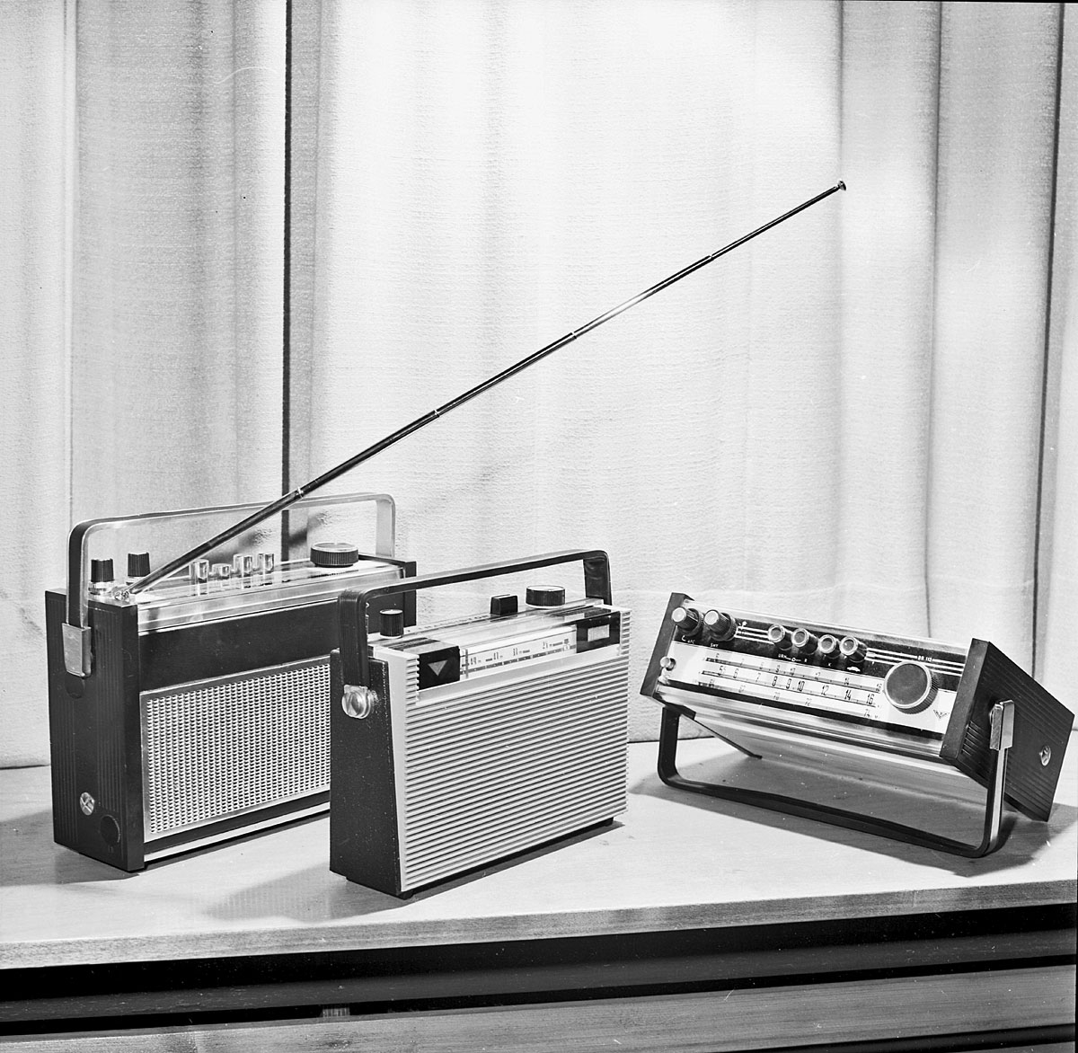 Videoton rádiók