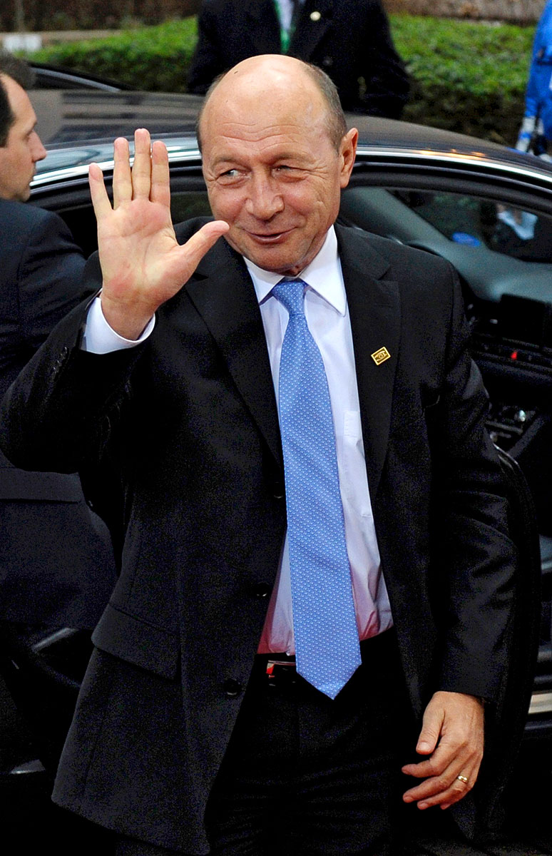 Traian Basescu. megkönnyebbülést hozó hírrel érkezett a brüsszeli találkozóra