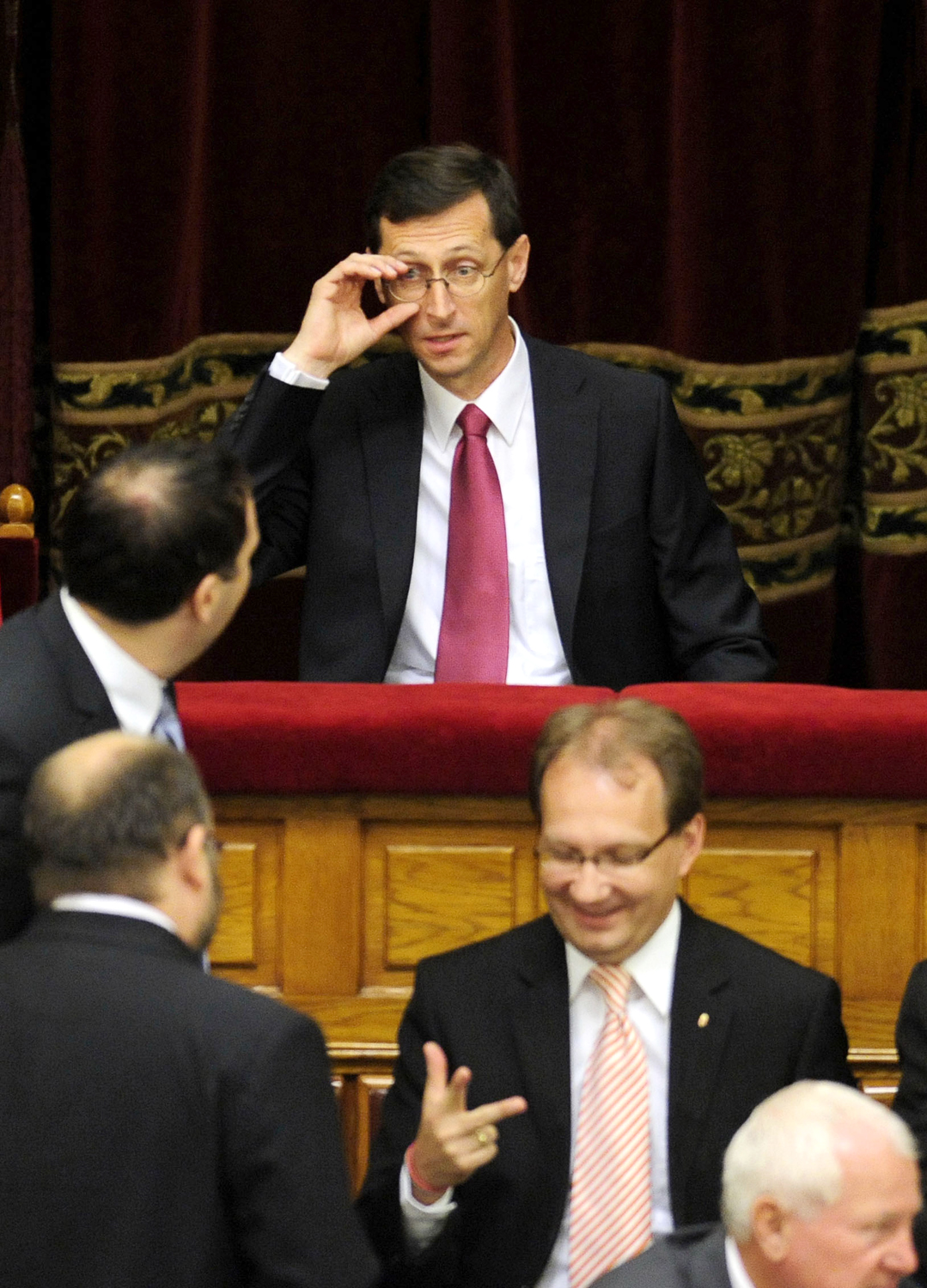 Varga Mihály miniszteri beiktatása napján a parlamentben