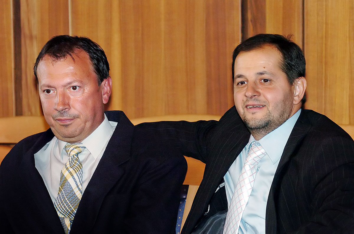 Régi barátok – Szabó Csaba és Budai Gyula az Orbán Viktor vagyonosodását feltáró bizottság 2005-ös ülésén