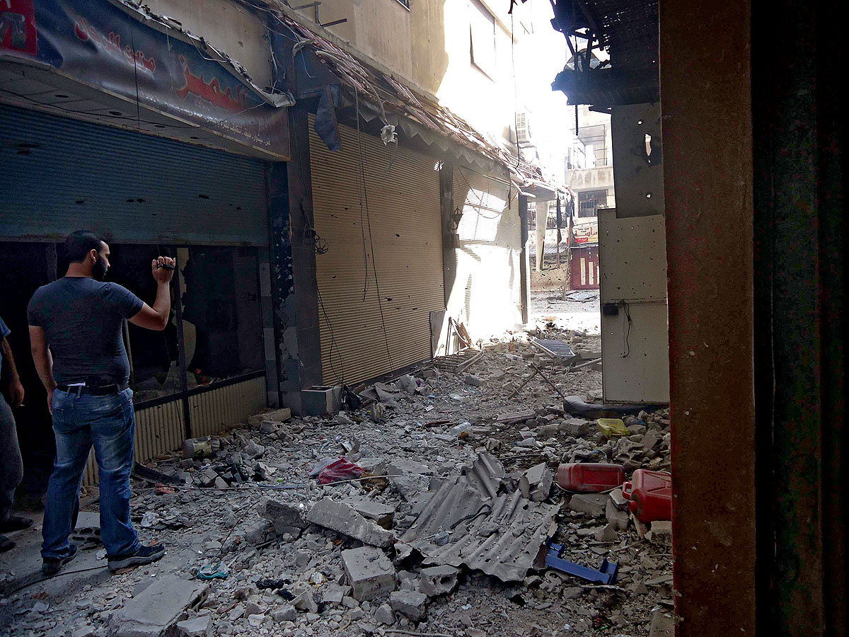 Homsz városát már szinte porig bombázták. A felkelők üldözése miatt a nemzetközi közvélemény mélyen elítéli az Aszad-rezsimet