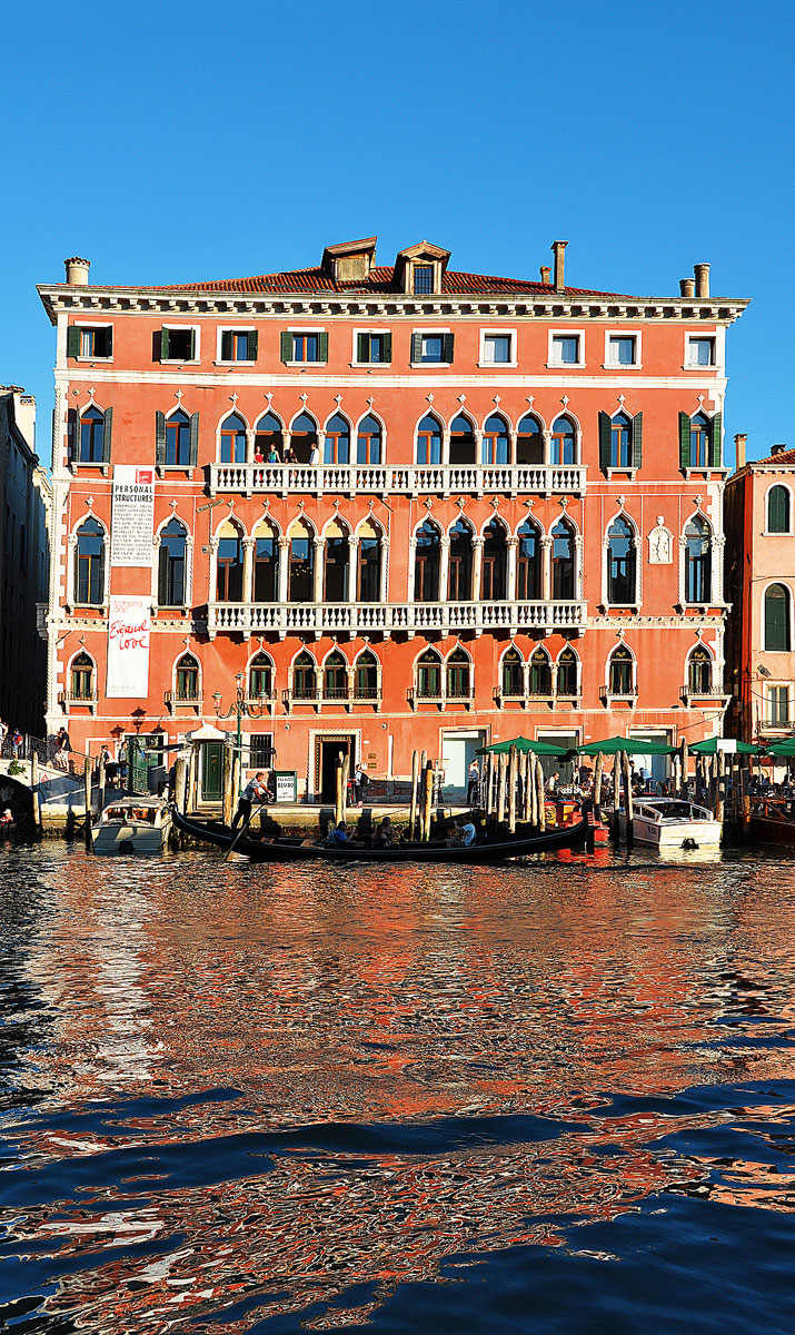Leghamarabb a Canal Grande  partján álló Palazzo Bembo fogadhatja az anyagot
