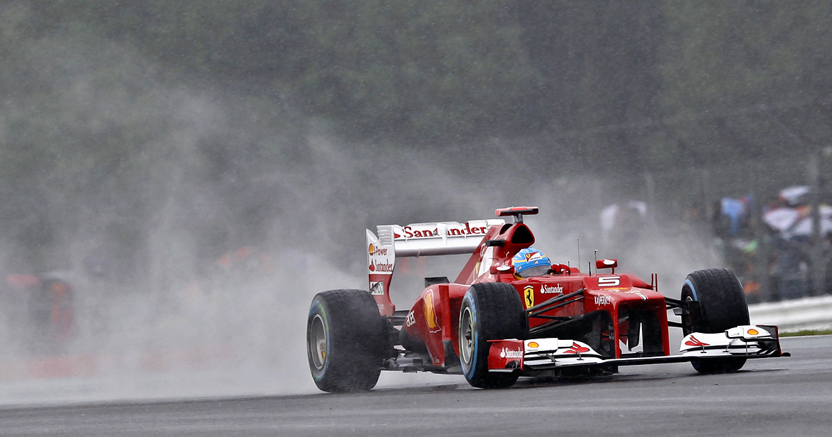 Fernando Alonso, a Ferrari spanyol pilótája indul az élről