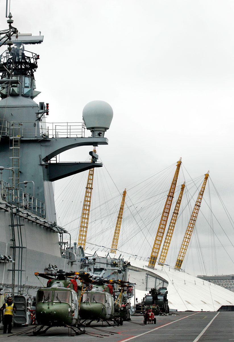 A HMS Ocean Kelet-Londonban