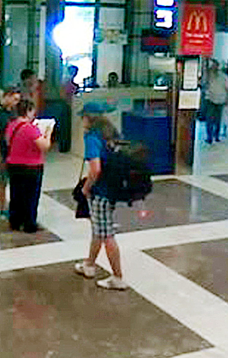 A merénylő a reptér biztonsági kamerájának felvételén