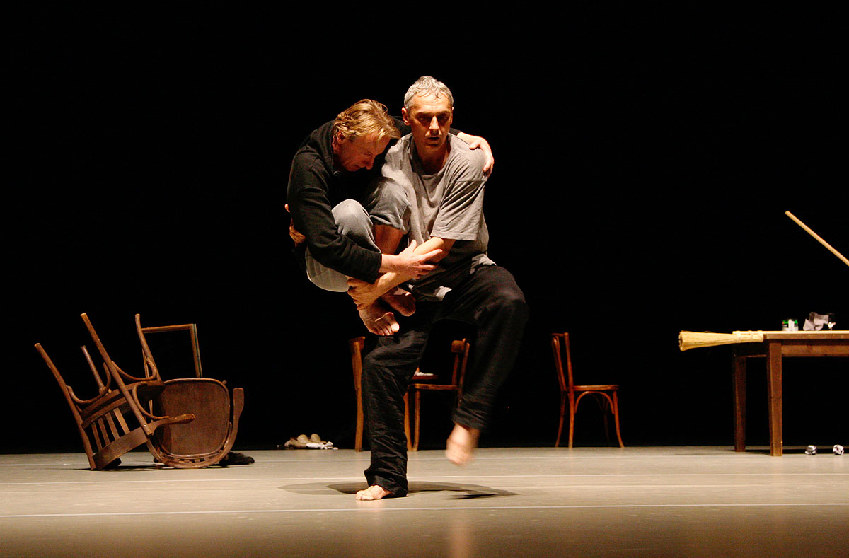 Nagy József (jobbra) nem csak koreográfus, de táncos is. A képen Dominique Mercy-vel lép fel a damaszkuszi operában