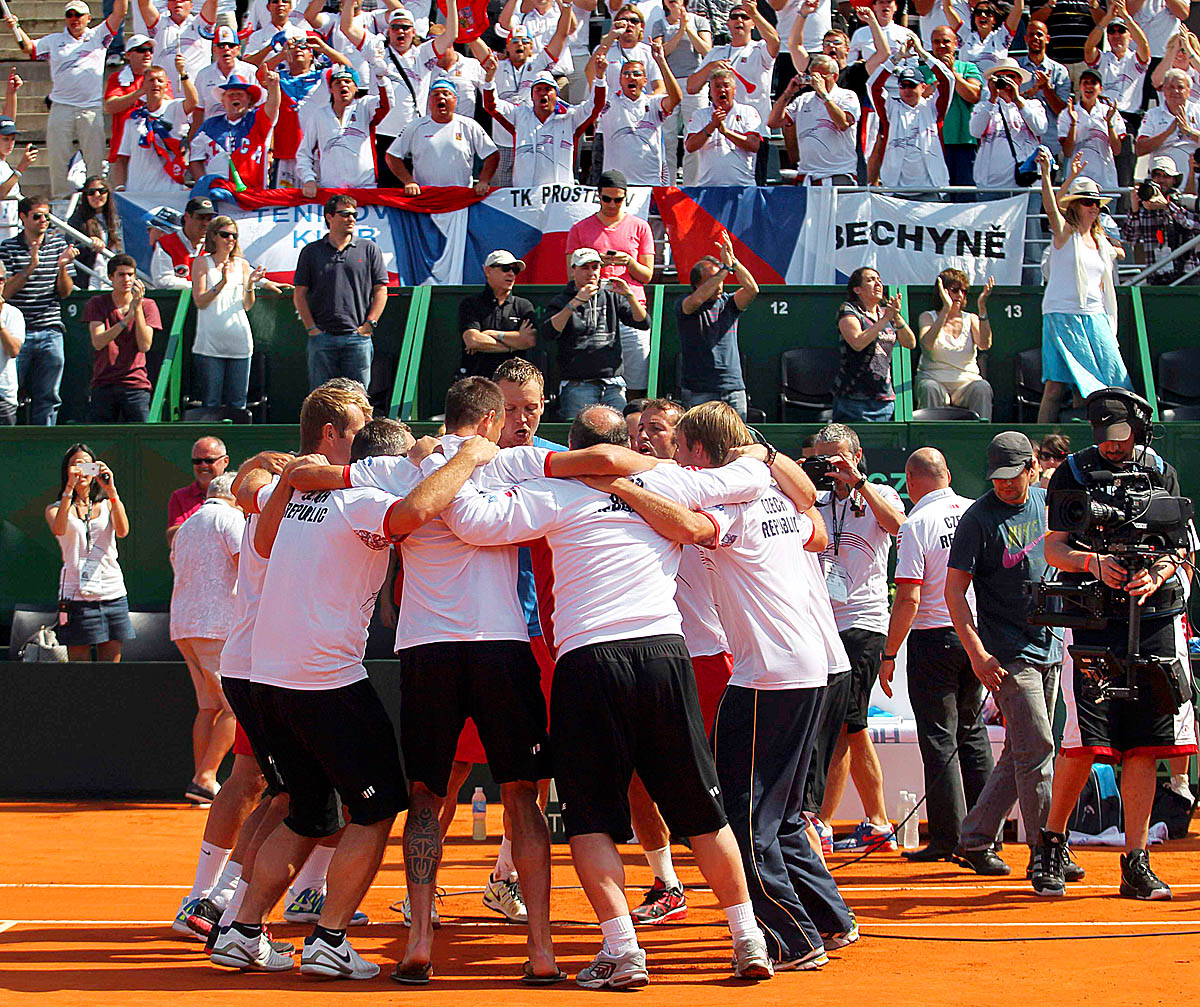 Cseh tangó Buenos Airesben: Tomas Berdych és társai a döntőbe jutást ünneplik