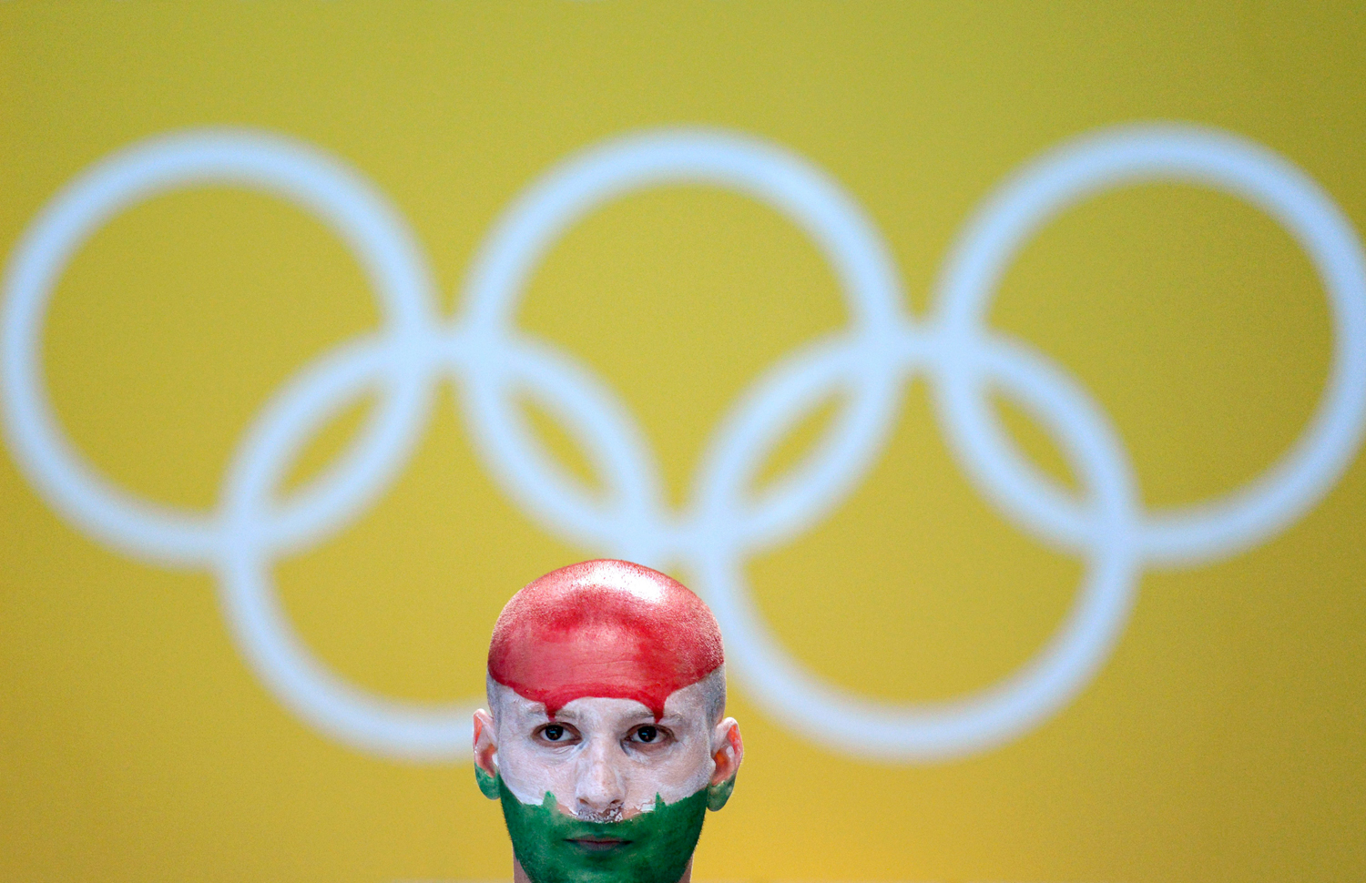 Magyar szurkoló a londoni olimpia vízilabda-tornáján