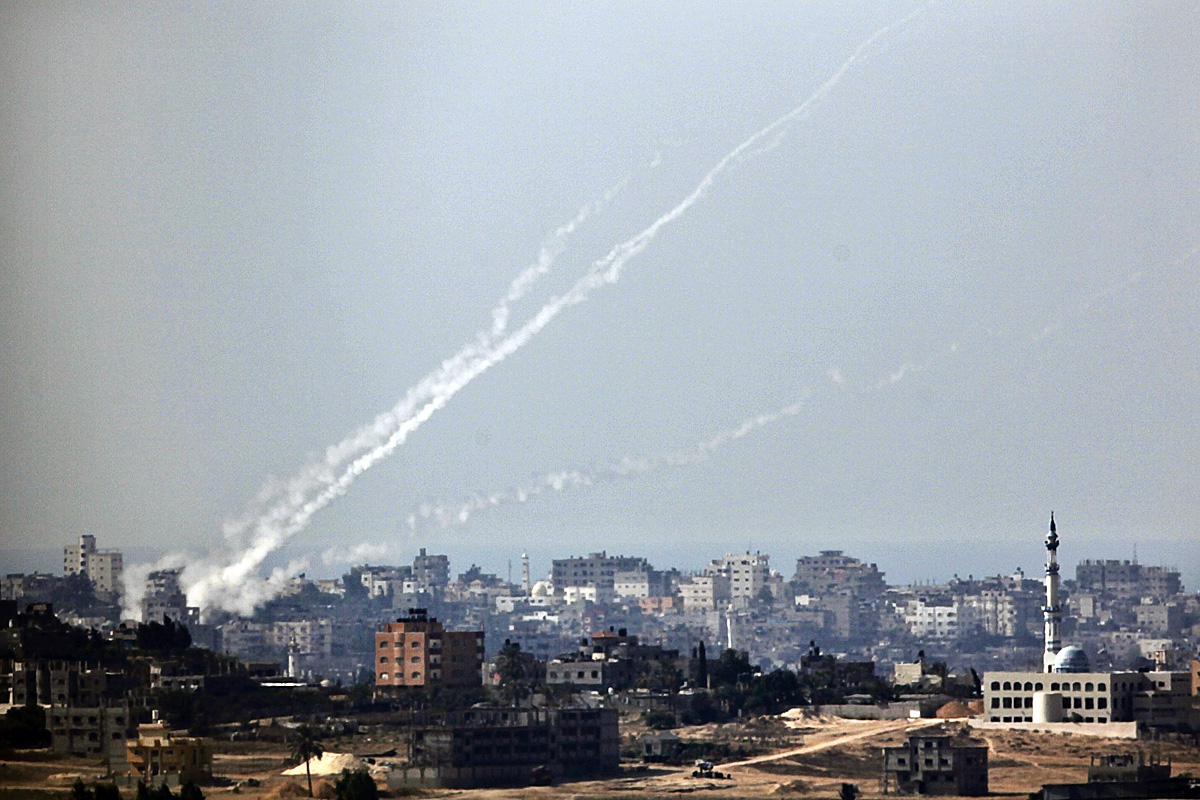 A Gázai övezetből tegnap is több tucat rakétát lőttek ki Izraelre