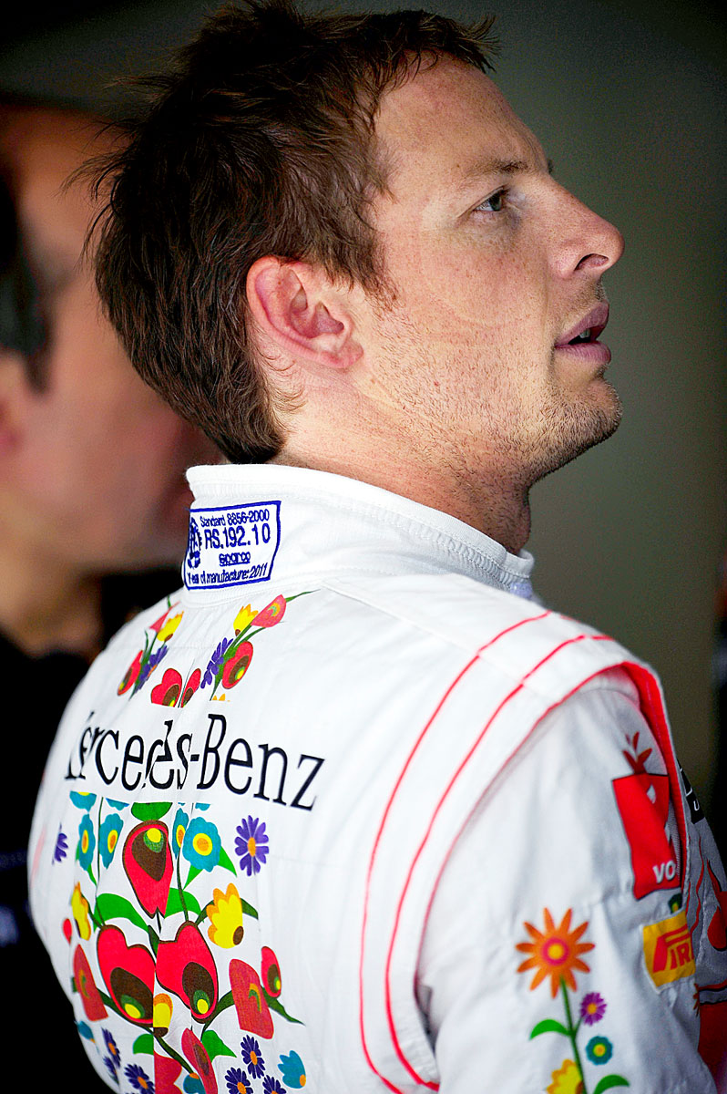 Jenson Button és a nemzetközi léptékű dili