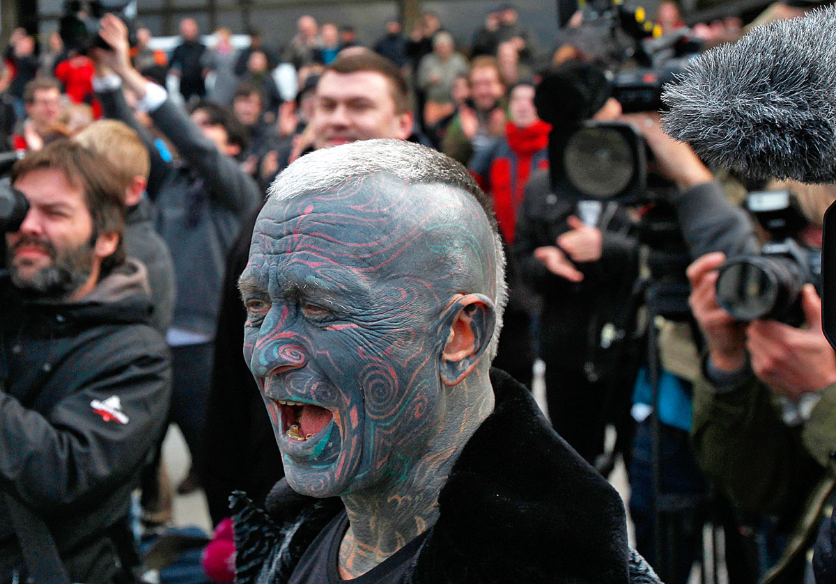Új fazon a politikában: Vladimír Franz egyetemi tanár, akinek a testét 90 százalékban tetoválások borítják