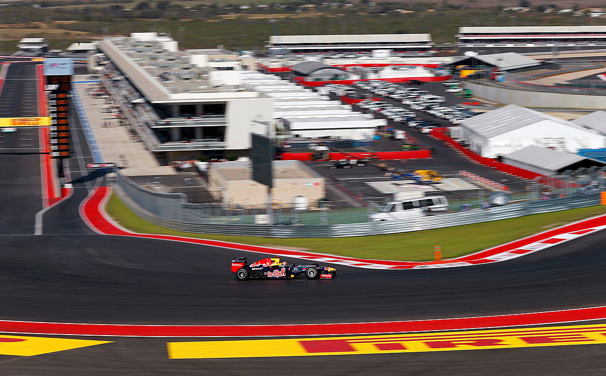 Vettel az új pályán a leggyorsabb volt az első szabadedzésen