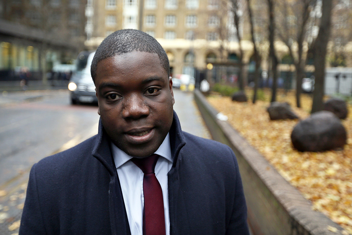 Former UBS trader Kweko Adoboli arrives at Southwark Crown Court in London, November 20, 2012.  The jury in the London trial of former UBS trader Kweku Adoboli, who is blamed for a loss of $2.3 billion, continues to consider its verdicts.    REUTERS/