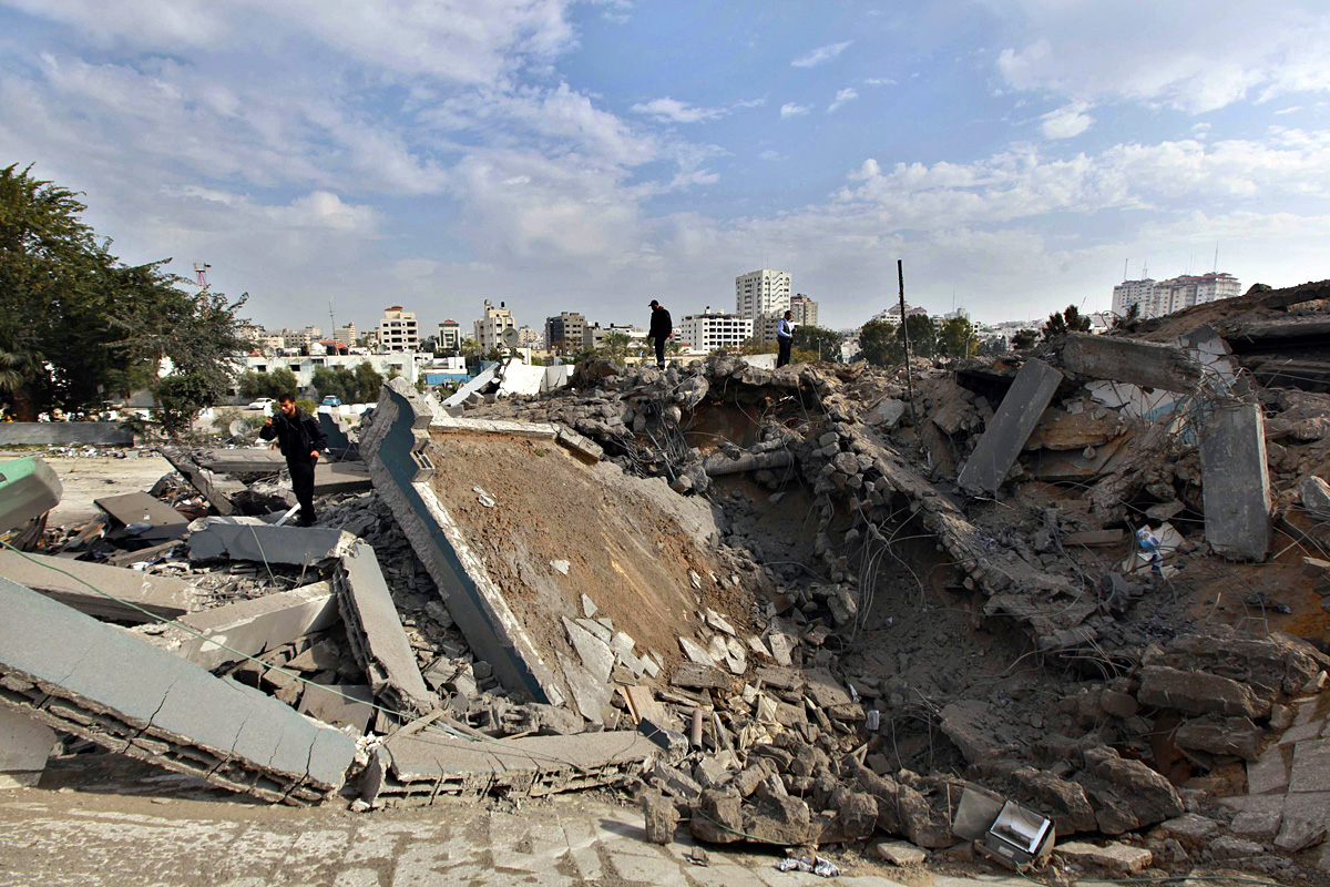 Gázavárosban már megkezdték a romok összetakarítását