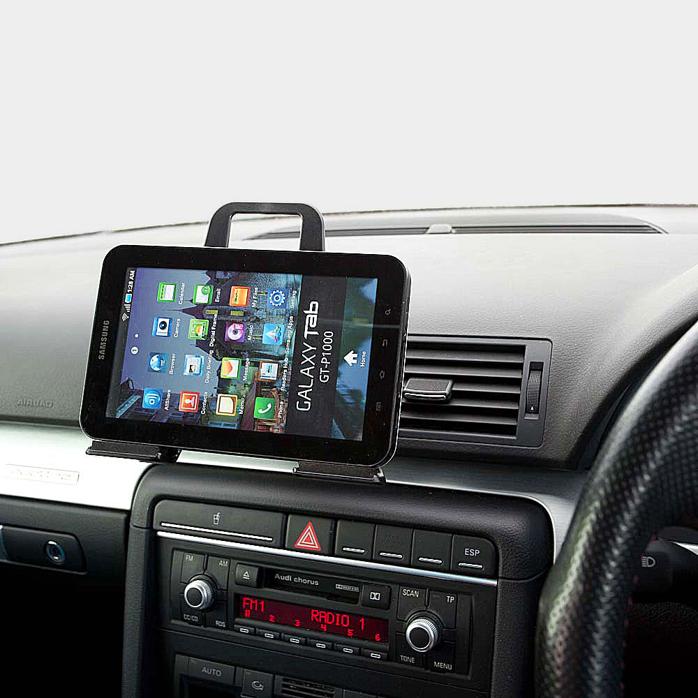 Ennél jobb az autógyári tablet, mert annak biztos jól áll a képernyője