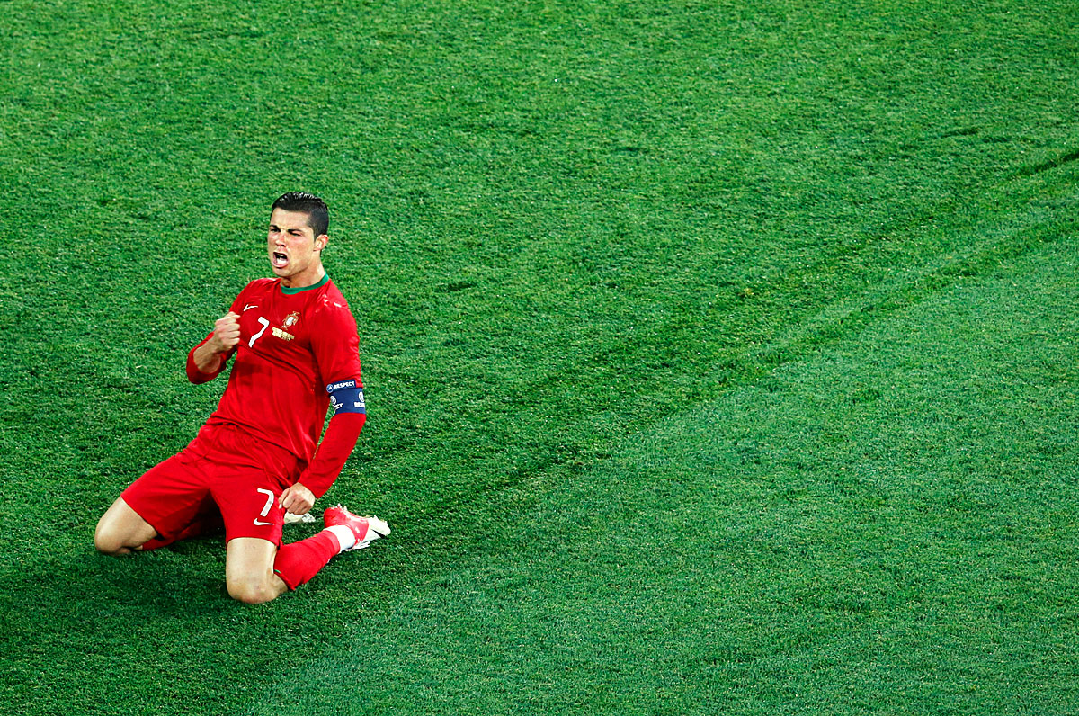 Cristiano Ronaldo szinte egyedül elverte Hollandiát