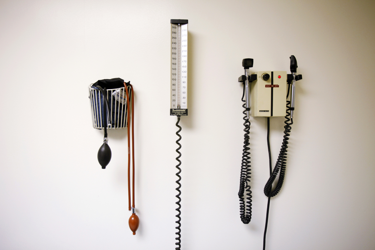Szakemberből szinte mindenütt hiány van: orvosi eszközök egy New York-i kórházban