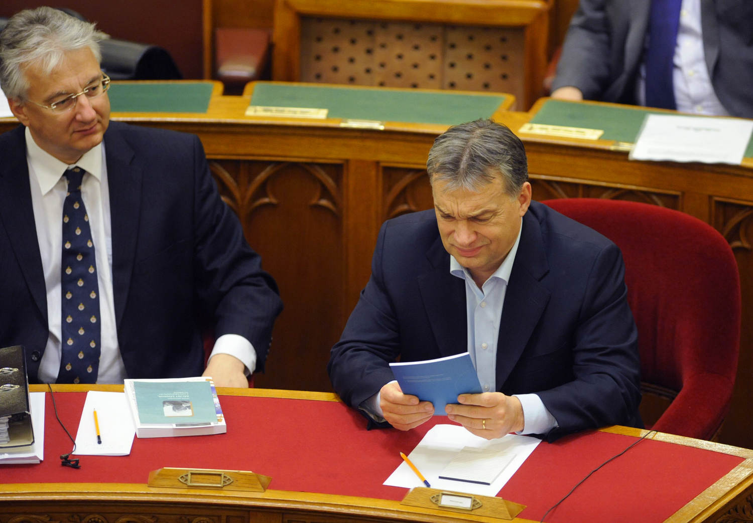 Orbán Viktor és Semjén Zsolt a 2012-es parlamenti szezon utolsó ülésnapján