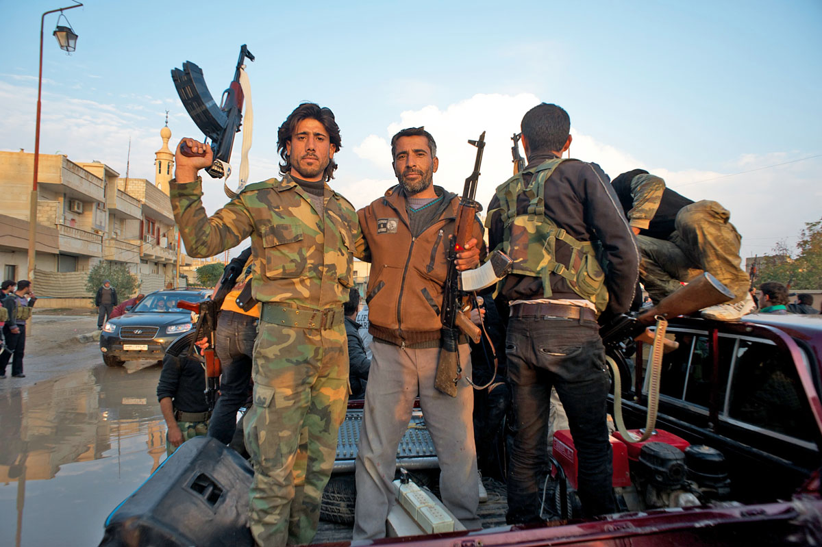 Kurd milicisták Rász el-Ainban