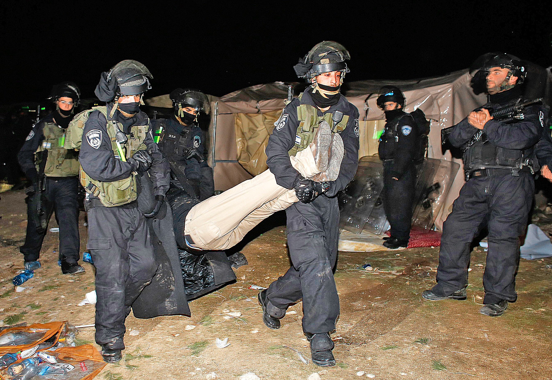 Az izraeli határrendészet felszámolta az újabb telepépítés ellen tüntetők táborát