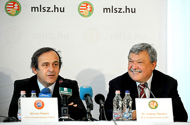 Platini és Csányi 2010-ben