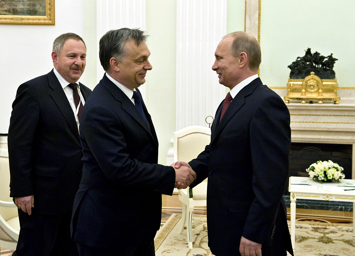 2013 január: Vlagyimir Putyin fogadja az egynapos látogatáson Moszkvában tartózkodó Orbán Viktort