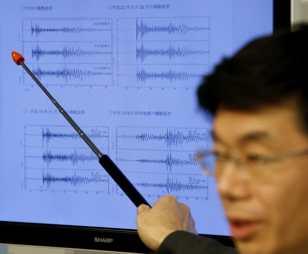 A japán meteorológiai intézetben mutatják az atomrobbantás leleplező földmozgást