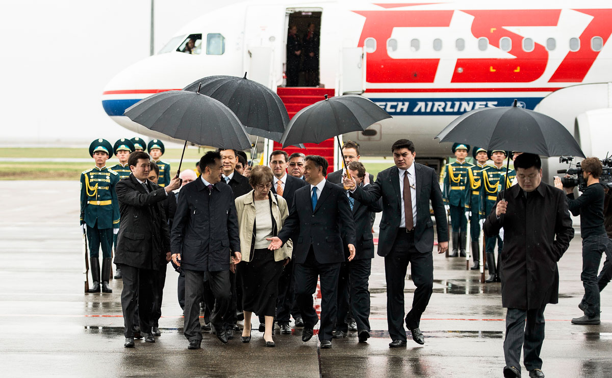 Hivatalos látogatásra érkezik a miniszterelnök és kísérete