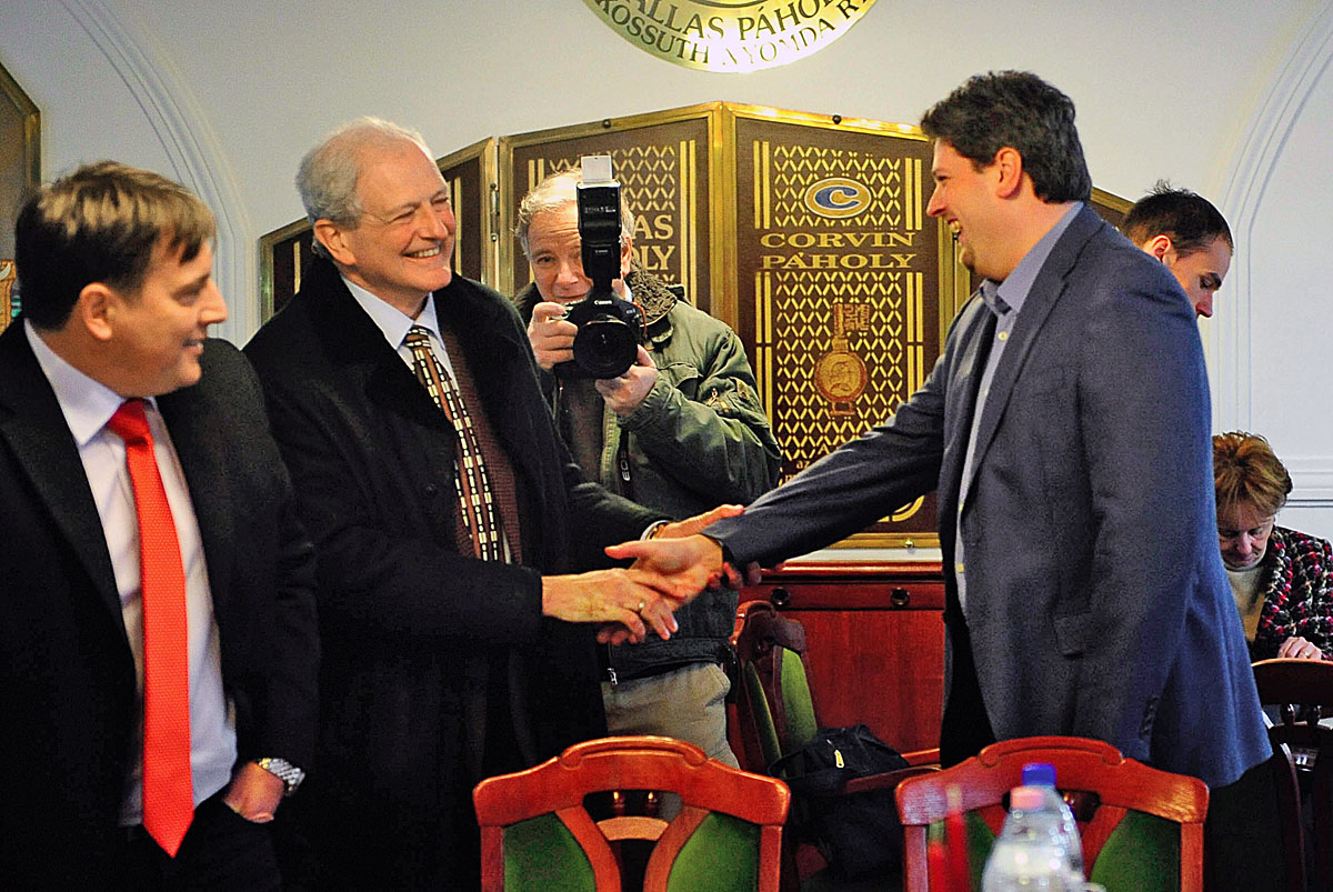 Apa és fia, Bárándy Péter az Együtt 2014, Bárándy Gergely az MSZP képviseletében
