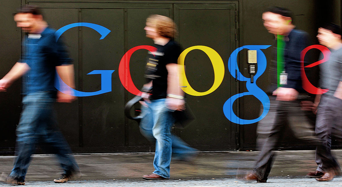Az európaiak 94 százaléka Google-keresőt használ, amivel a cég az Európai Bizottság szerint vissza is él