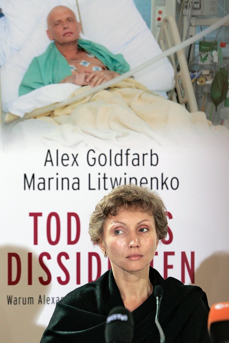 Marina Litvinyenko egy 2011-es hamburgi könyvbemutatón