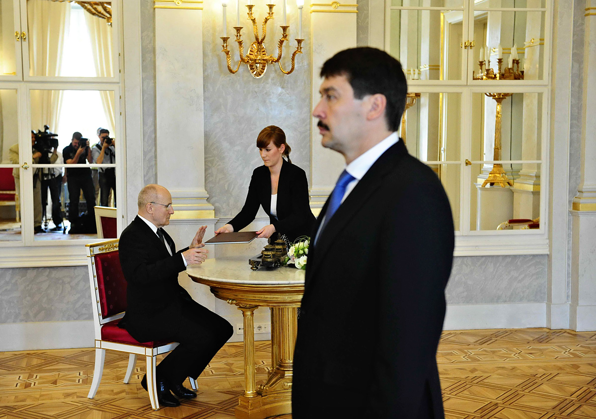Áder János köztársasági elnök a Magyar Nemzeti Bank alelnökévé nevezte ki Gerhardt Ferencet