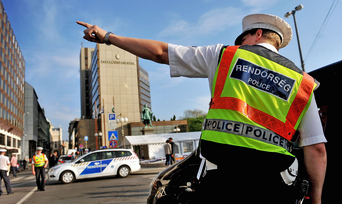 A rendőrség már pénteken lezárta a világkongresszusnak otthont adó budapesti szálloda környékét