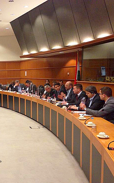 Martin Schulz az MSZP elnökségi ülésén Brüsszelben