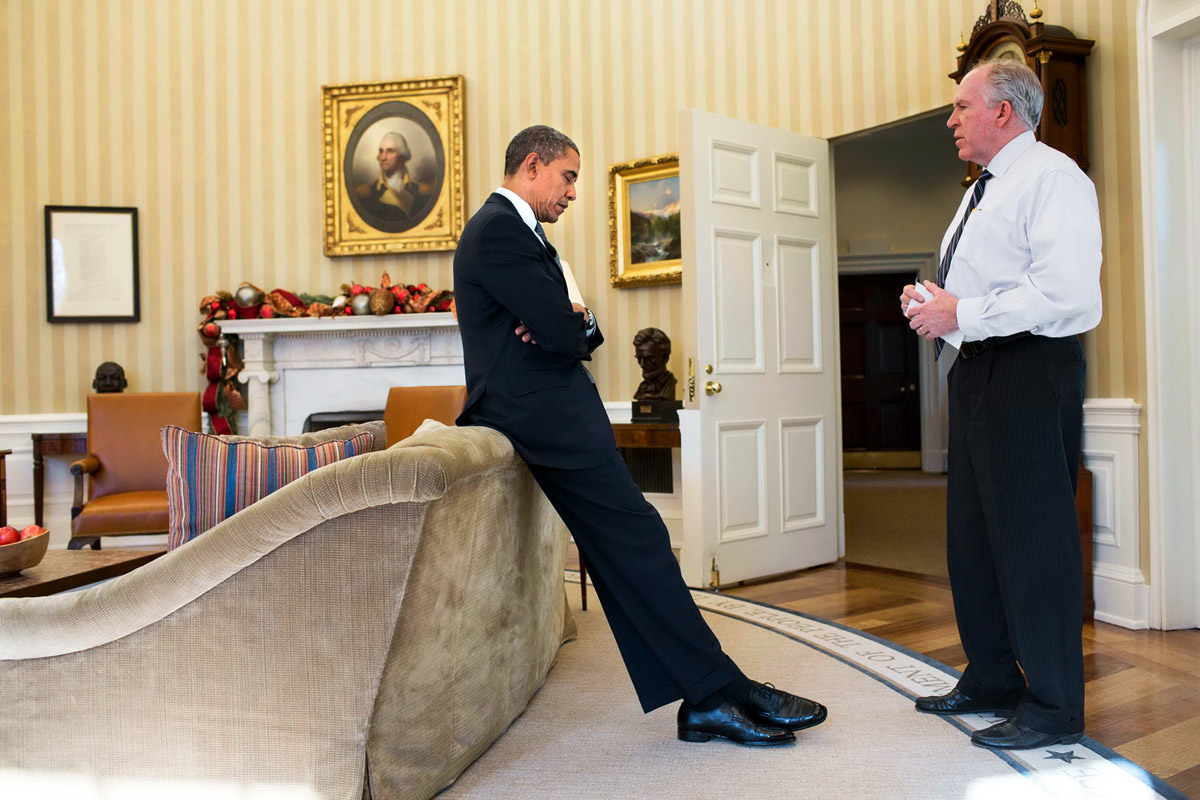 Barack Obama amerikai elnök a Fehér Házban értesül a newtowni ámokfutásról